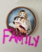 poster_family_tt6268882.jpg Free Download